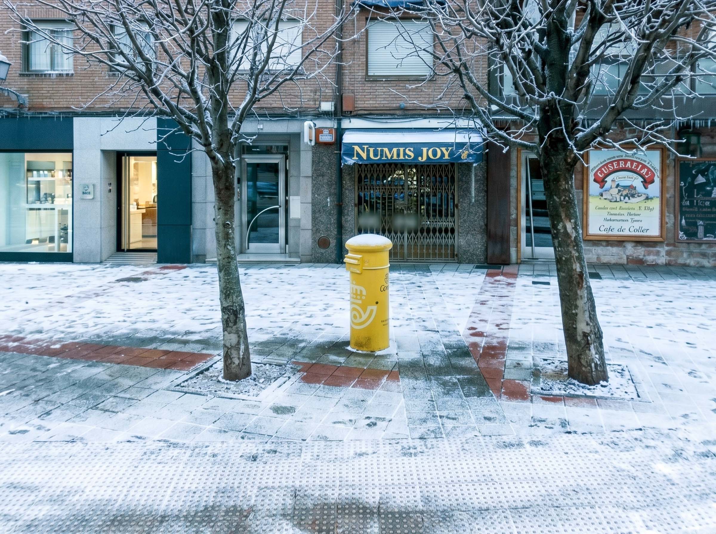 Buzón de Correos al final de la calle San Padro
