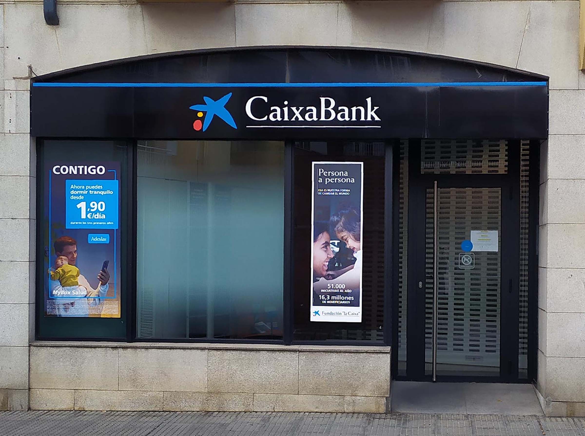 Fachada CaixaBank