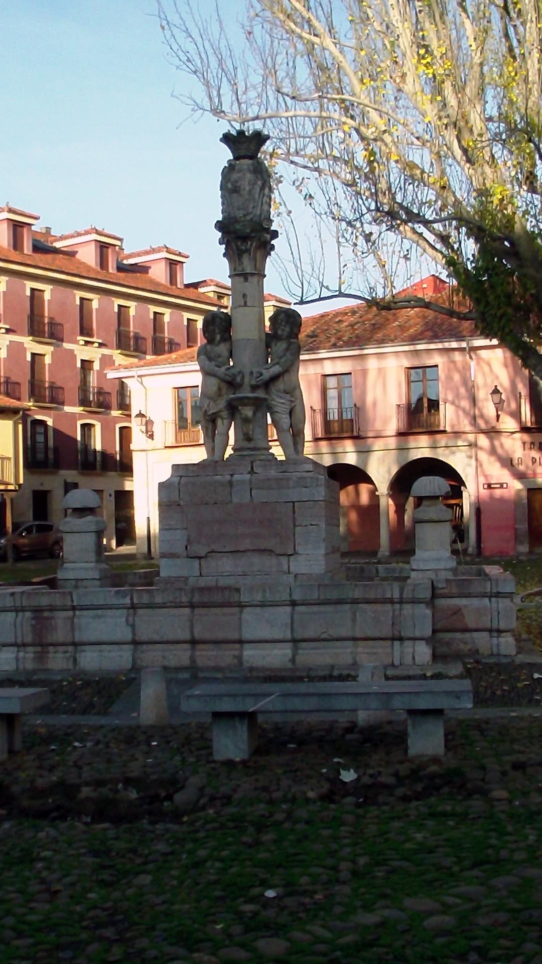 Fuente Plaza del Grano